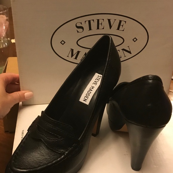 Steve Madden Oldiee Black Leat 5.5 - Picture 8 of 8